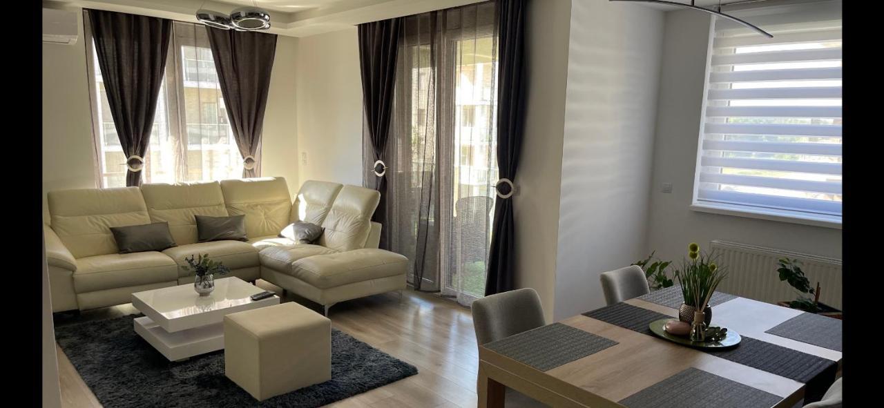 N.Cristian Apartment Budapest Extérieur photo