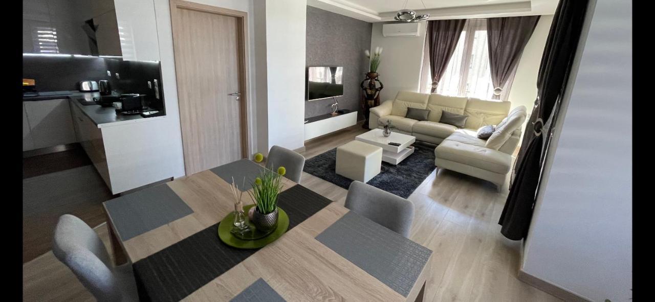 N.Cristian Apartment Budapest Extérieur photo
